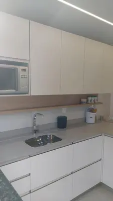 A cozinha ou kitchenette de Apartamento Frente Mar em Porto Belo