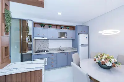 A cozinha ou kitchenette de Aluguel Apartamento com 2 Suítes