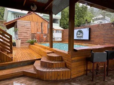 A piscina em ou perto de Pousada Recanto do Canário 2