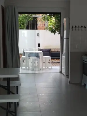 Uma área de estar em Casa geminada 2 no Mariscal