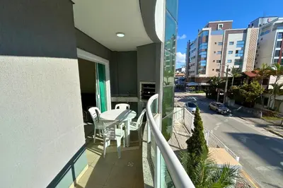 O edifício onde o apartamento está situado