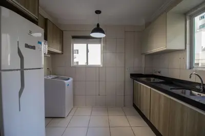 A cozinha ou kitchenette de WAL51 - Churrasq, Quadra Mar, 3 Dorm, Climatizado