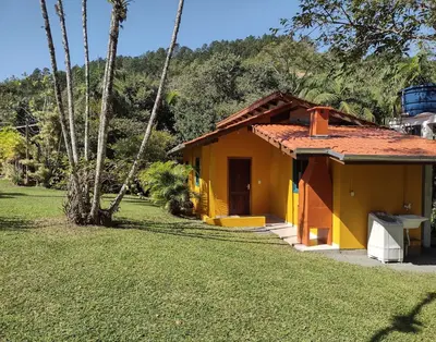 A planta de Casa em meio a natureza e próxima a praia