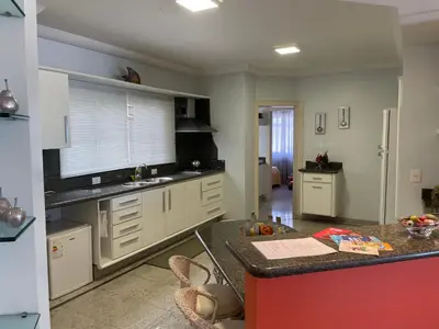 A planta de Apartamento beira mar