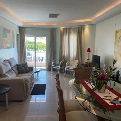Apartamento beira mar