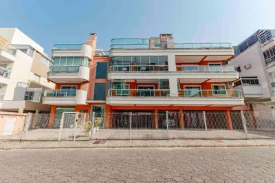 O edifício onde o apartamento está situado