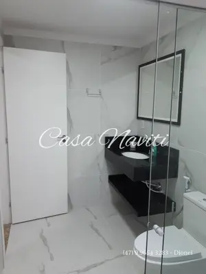 Uma casa de banho em Casa Naviti Rua Bem Te Vi 233 Bombinhas com piscina