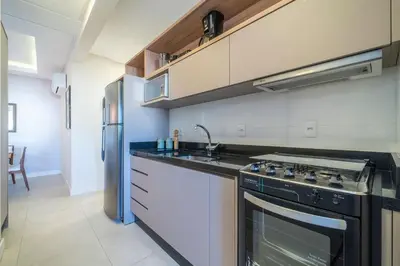 A cozinha ou kitchenette de Mario Guilherme - Apto - 203 - Lindo apartamento condomínio de alto padrão com piscina e academia.