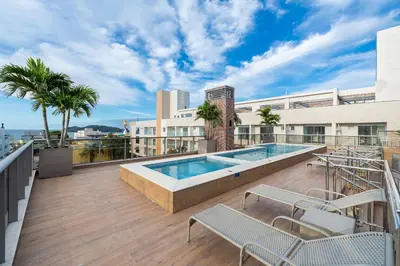 A piscina em ou perto de Porto Madero 201 – 130 Metros do Mar do Centro