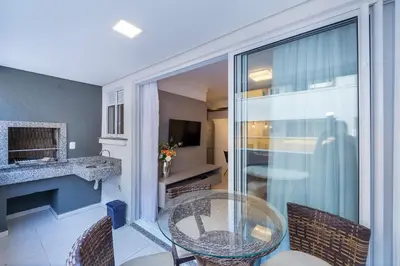 A planta de Cardeal 206B - Apartamento 2 quartos - 350 metros da Praia de Bombas!