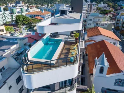 A piscina em ou perto de Aion 202 - Loft c/ cozinha - 50 metros da Praia
