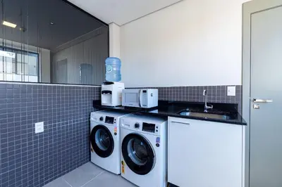 A cozinha ou kitchenette de Aion 305 - Duplex compacto de luxo - 50 metros do mar!