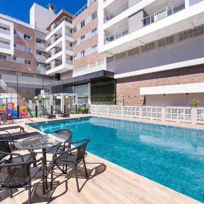 Terrazzo 401A - Apto 2 quartos em condomínio de luxo à 300 metros da Praia de Bombas