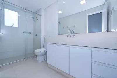 Uma casa de banho em Apartamento 306B – Edifício Boulevard em Bombinhas