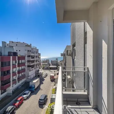 Apto 2Q 180m da praia com Garagem ERU032
