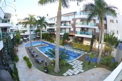 A piscina em ou perto de Cobertura Espetacular com Jacuzzi Privativa em Condo de Luxo