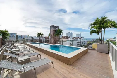 A piscina em ou perto de Porto Madero 303 – 130 Metros do Mar do Centro