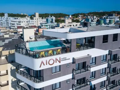 O edifício onde o apartamento está situado