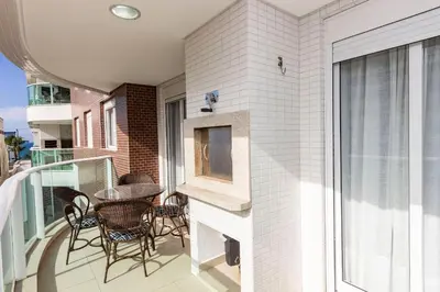 A planta de Boulevard 122D - Excelente apartamento em condomínio de luxo no centro de Bombinhas - Piscina - Jacuzzi - Academia - Portaria 24h.