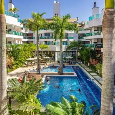 Boulevard 122D - Excelente apartamento em condomínio de luxo no centro de Bombinhas - Piscina - Jacuzzi - Academia - Portaria 24h.