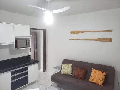 A planta de Apto 1 quarto, Centro de Bombinhas, 130 metros da praia.