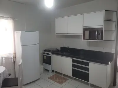 A planta de Apto 1 quarto, Centro de Bombinhas, 130 metros da praia.