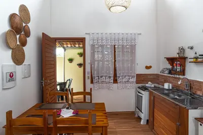A cozinha ou kitchenette de Refúgio a 5min da Praia-2 vagas, Pet OK & Churras
