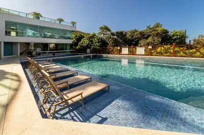 A piscina em ou perto de Varandas do Atlântico 402B – Frente Mar em Bombas