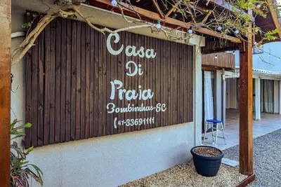 A planta de 271 - Loft em Residencial com Piscina a 200m da Praia
