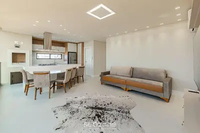 A cozinha ou kitchenette de Apto moderno c/ vista mar a 75m da praia LLR802