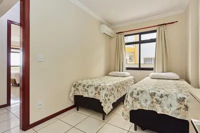 A planta de 509 Apto 3 quartos sobre Avenida com vista para o mar em Bombinhas Centro
