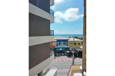 A planta de AM-303 Dpto a 50m del mar en centro de Bombinhas