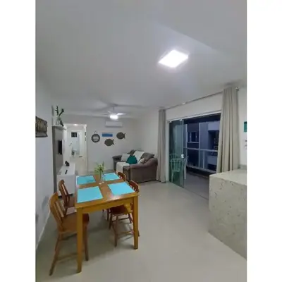 VAR 204B Dpto amplio en condominio con piscina