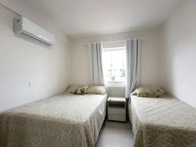 Uma cama ou camas num quarto em VAR-205B Departamento amplio en condomínio cerrado con piscina