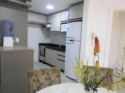 A cozinha ou kitchenette de Apartamento Evora 300m da Praia