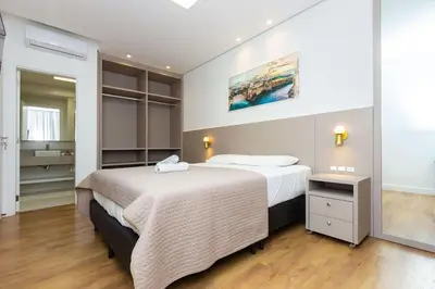 A planta de Punta Blu 102-1 – Apartamento de alto padrão em Condomínio Exclusivo, Quadra poliesportiva - Piscina - Portaria 24h.
