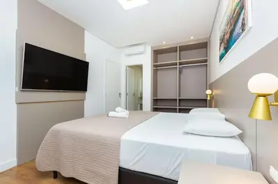 A planta de Punta Blu 102-1 – Apartamento de alto padrão em Condomínio Exclusivo, Quadra poliesportiva - Piscina - Portaria 24h.