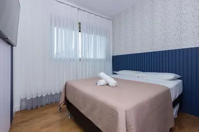 A planta de Punta Blu 102-1 – Apartamento de alto padrão em Condomínio Exclusivo, Quadra poliesportiva - Piscina - Portaria 24h.