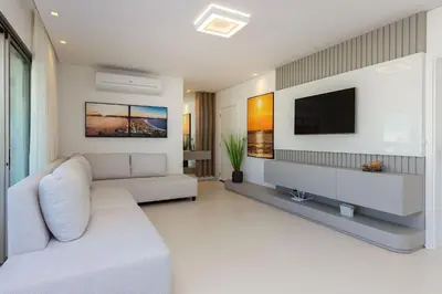 A planta de Punta Blu 102-1 – Apartamento de alto padrão em Condomínio Exclusivo, Quadra poliesportiva - Piscina - Portaria 24h.