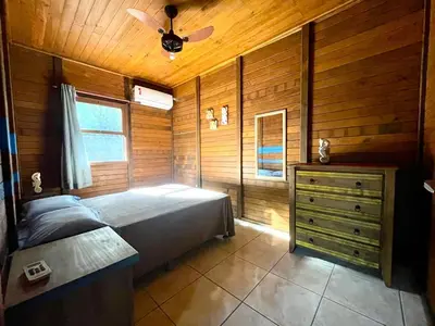 A planta de Cabana com piscina - 5 min a pé da praia - Porto Belo