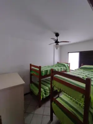 Uma cama ou camas num quarto em Sunny Bombas Larisa 104