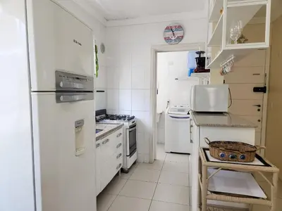A cozinha ou kitchenette de 101- Apartamento em Bombas