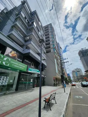 A vizinhança circundante ou próxima do apartamento