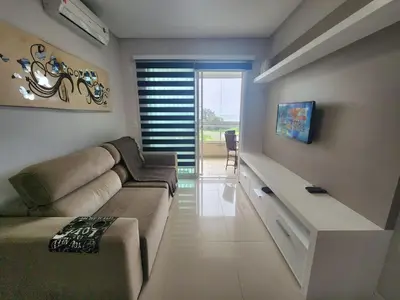 Uma televisão e/ou sistema de entretenimento em Costa Mexicana