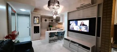 Uma televisão e/ou sistema de entretenimento em Mont Blanc