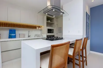 A planta de Punta Blu 201-9 – Apartamento de alto padrão em Condomínio Exclusivo, Quadra poliesportiva - Piscina - Portaria 24h.