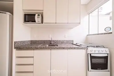 A cozinha ou kitchenette de Casa 2Q c/ churrasq. 600m da praia RVL118
