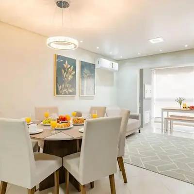 Aconchegante Apartamento a Poucos Metros do Mar
