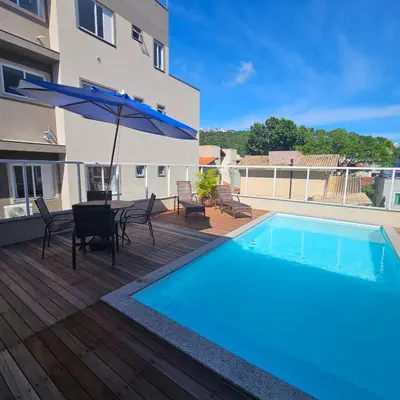 A piscina em ou perto de Apartamento de Luxo com Piscina em Bombinhas