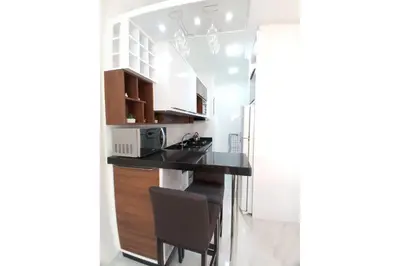 A cozinha ou kitchenette de INF 102B Lindo Dpto solo a 50m del mar de Mariscal